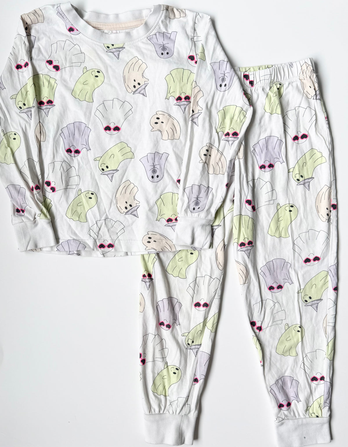 George White Girlir Ghosts Two Peice PJ Set (4-5 Years)