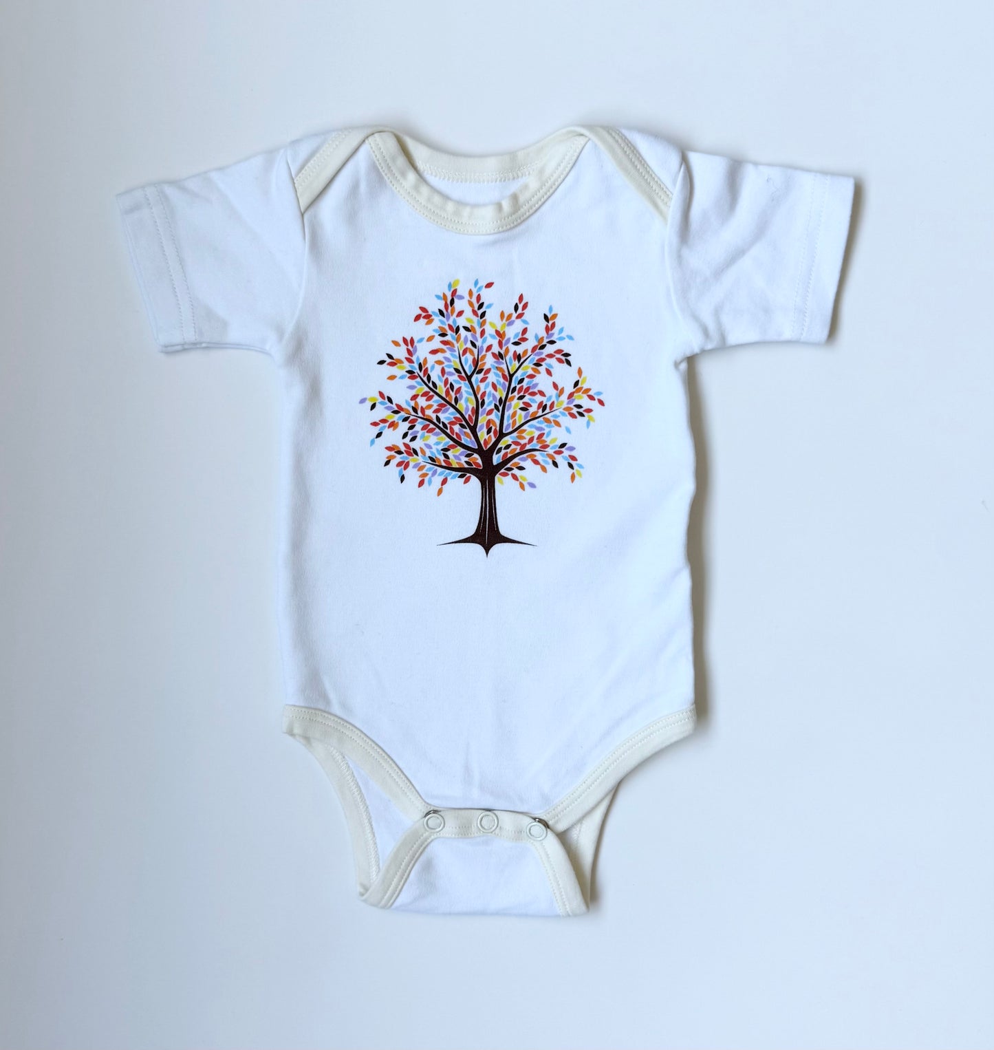 The Baby Box Co. White & Colorful Tree Short Sleeve Bodysuit (3-6 Months)