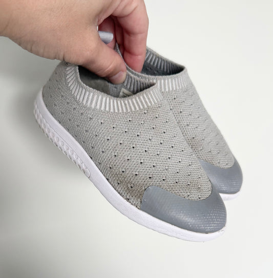 Minimoc Grey Knit Stretch Slip On Sneaker (9)