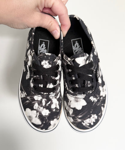 Vans Black & White Floral Lace Up Sneakers (11)