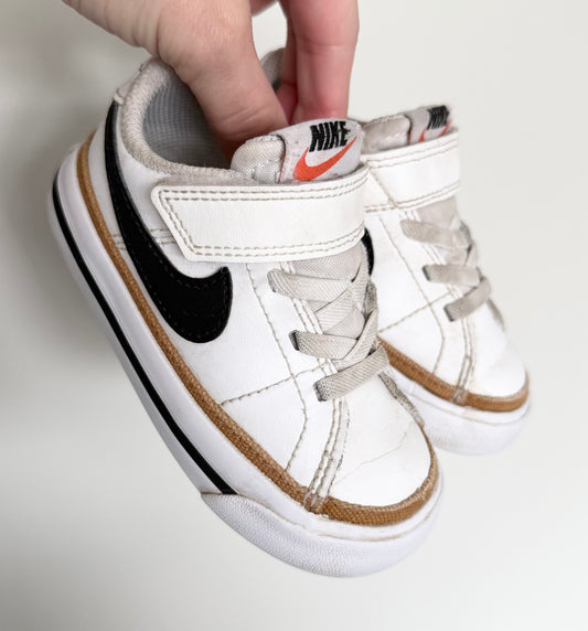Nike Court Legacy White & Tan Trim Stretch Lace & Velcro Sneakers (6)