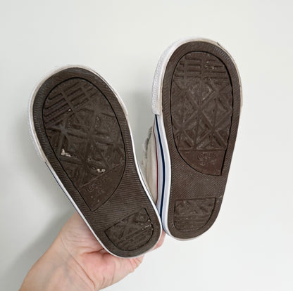 Converse White Lace Up Sneakers (7)
