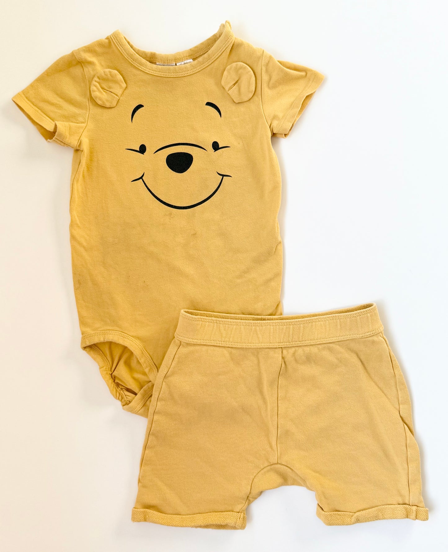 H&M Disney Winnie the Pooh Yellow Short Sleeve Bodysuit & Shorts Set (2-3 Years)