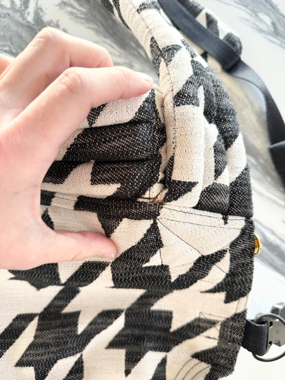 Artipoppe Zeitgeist Tweed BW In Cotton Baby Carrier