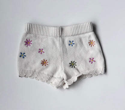 Old Navy White Knit Flower Shorts (12-18 Months)