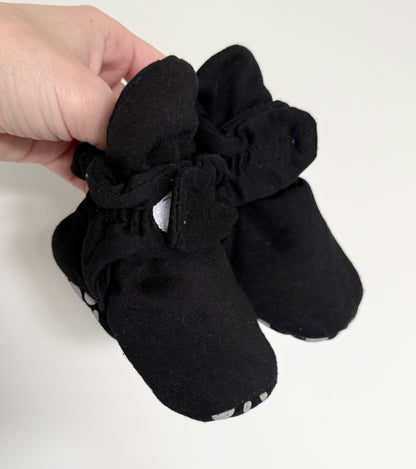 Myggpp Black & Polkadot Bottoms Booties (2)