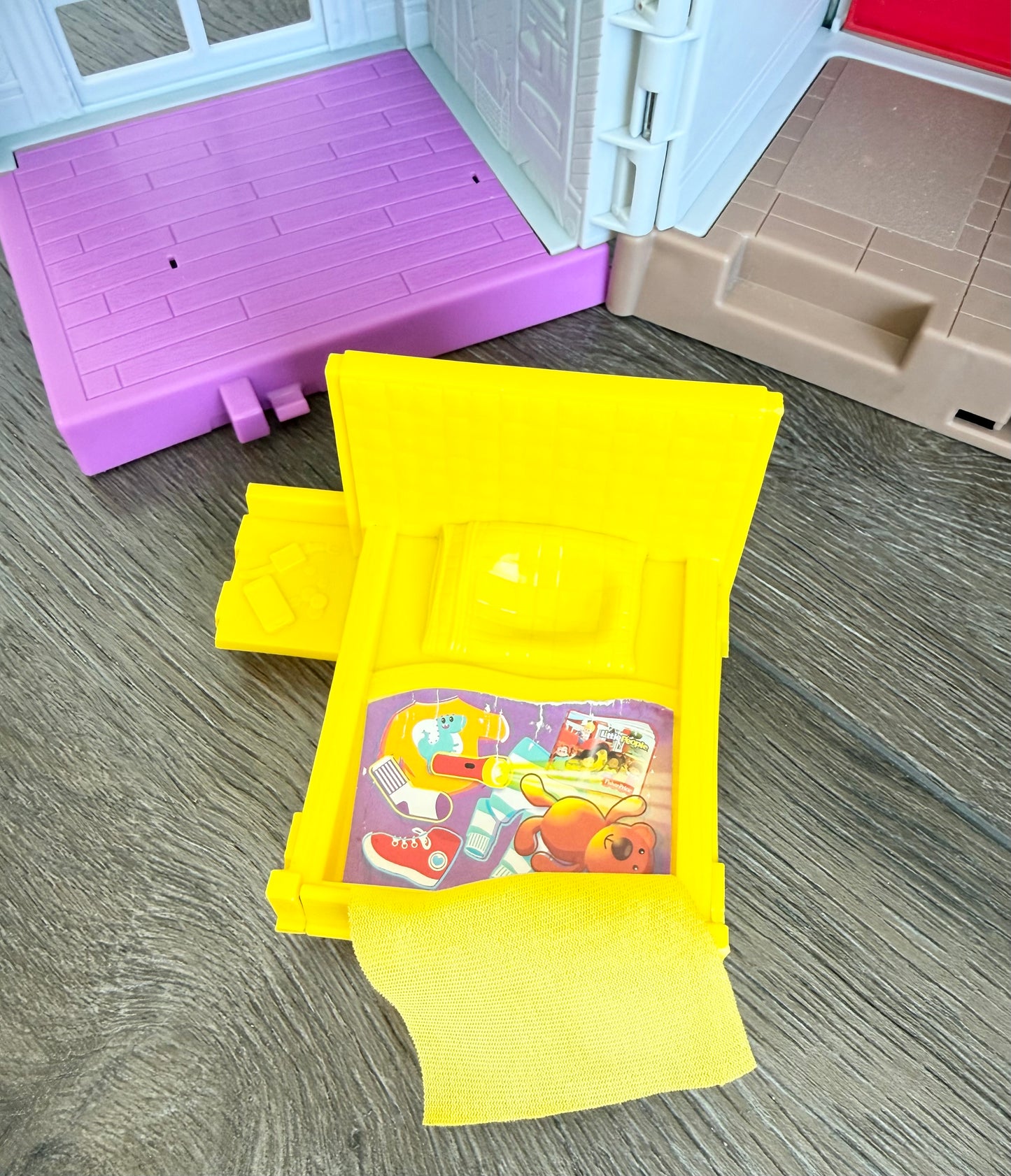 Fisher-Price Little People Big Helpers Home Playset - Bilingual Edition