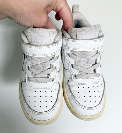 Nike Court Borough Low 2 White High Top Stretch Lace & Velcro Sneakers (9)