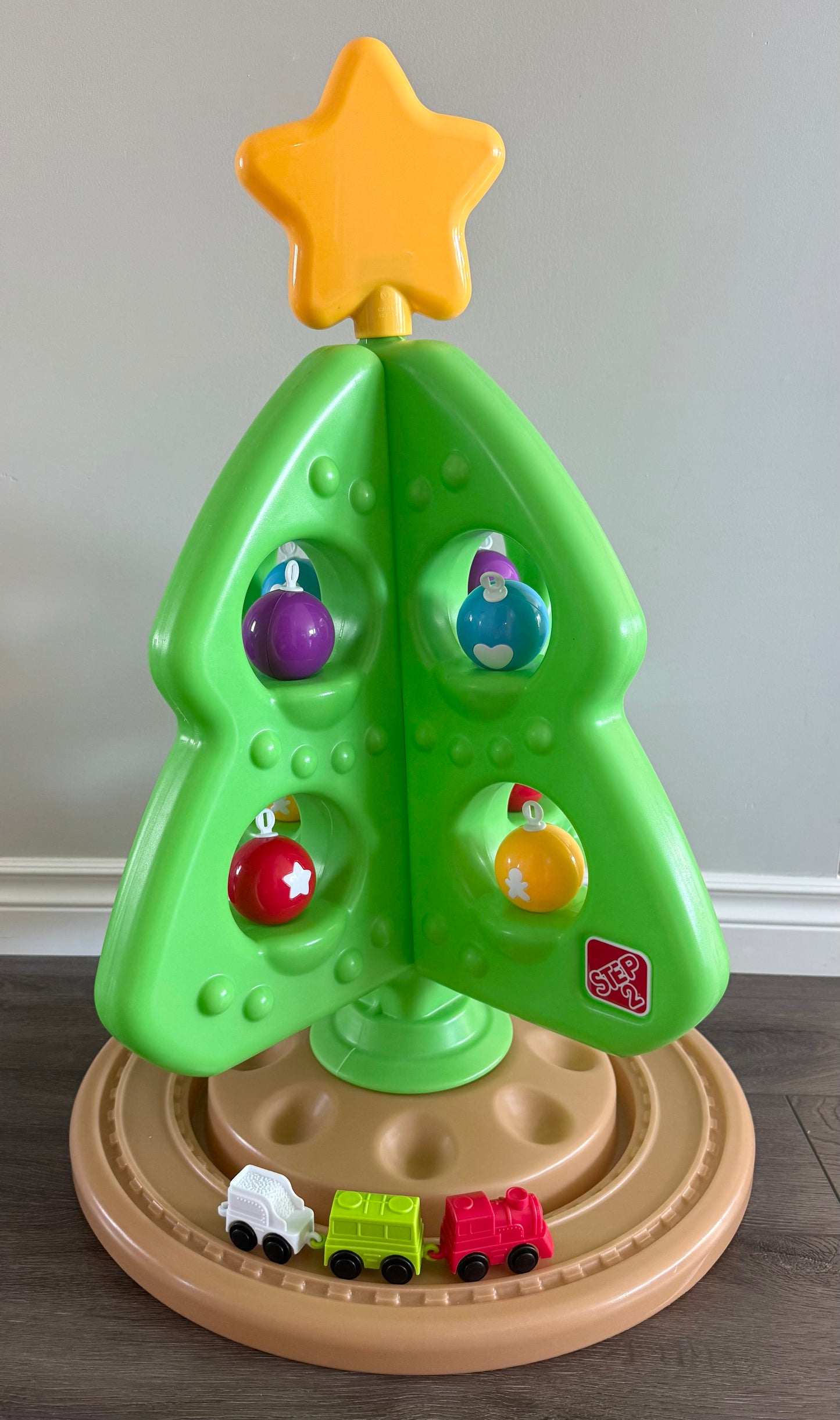 Step2 My First Christmas Tree