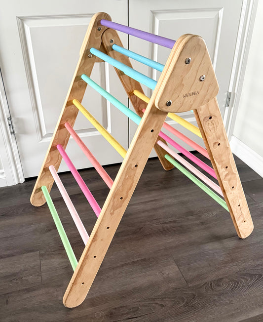 Wiwiurka Pastel Rainbow Pikler Triangle