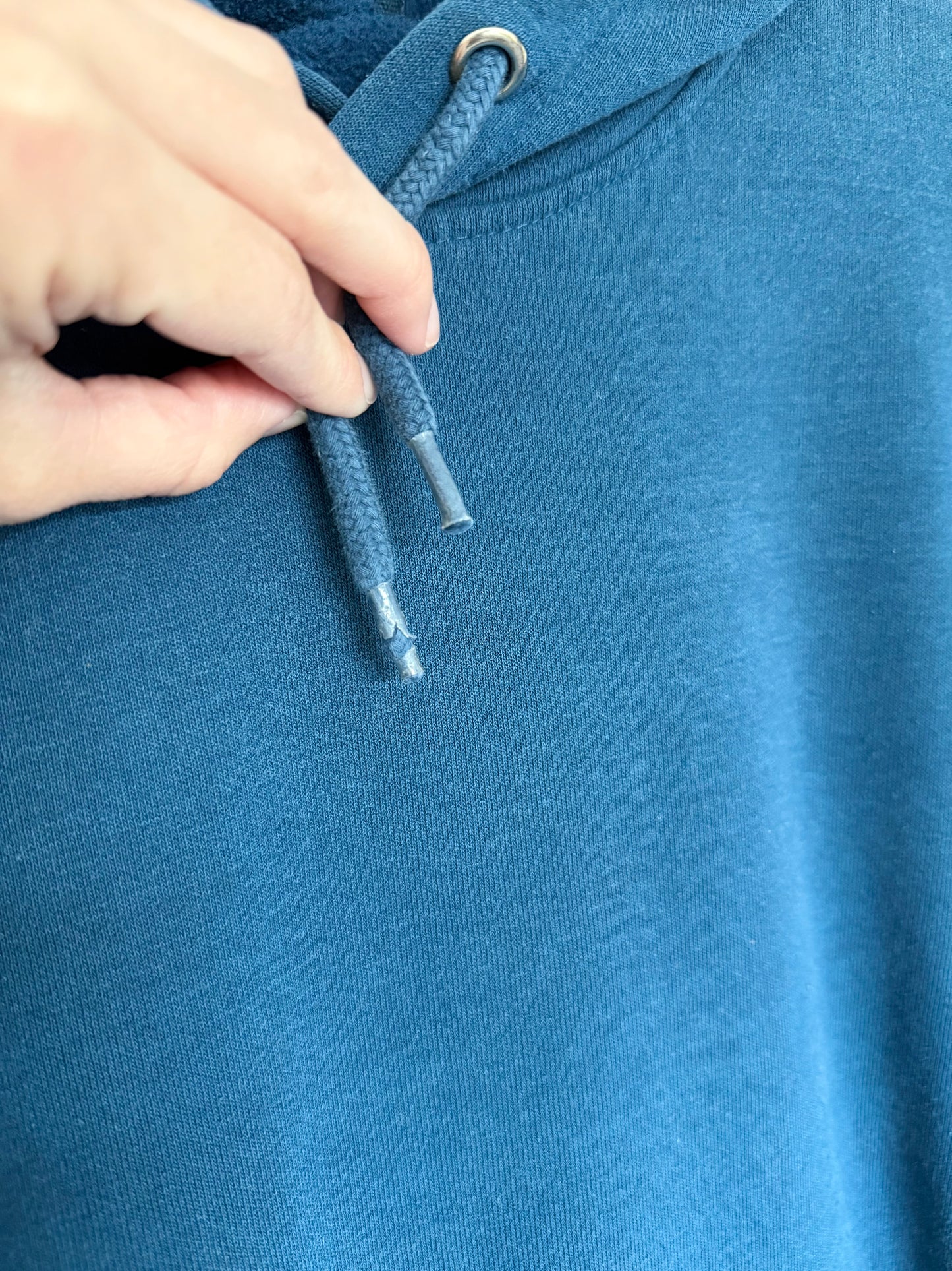 Men’s Carhartt Loose-Fit Midweight Logo Graphic Sweatshirt in Blue & Orange (Extra Large)