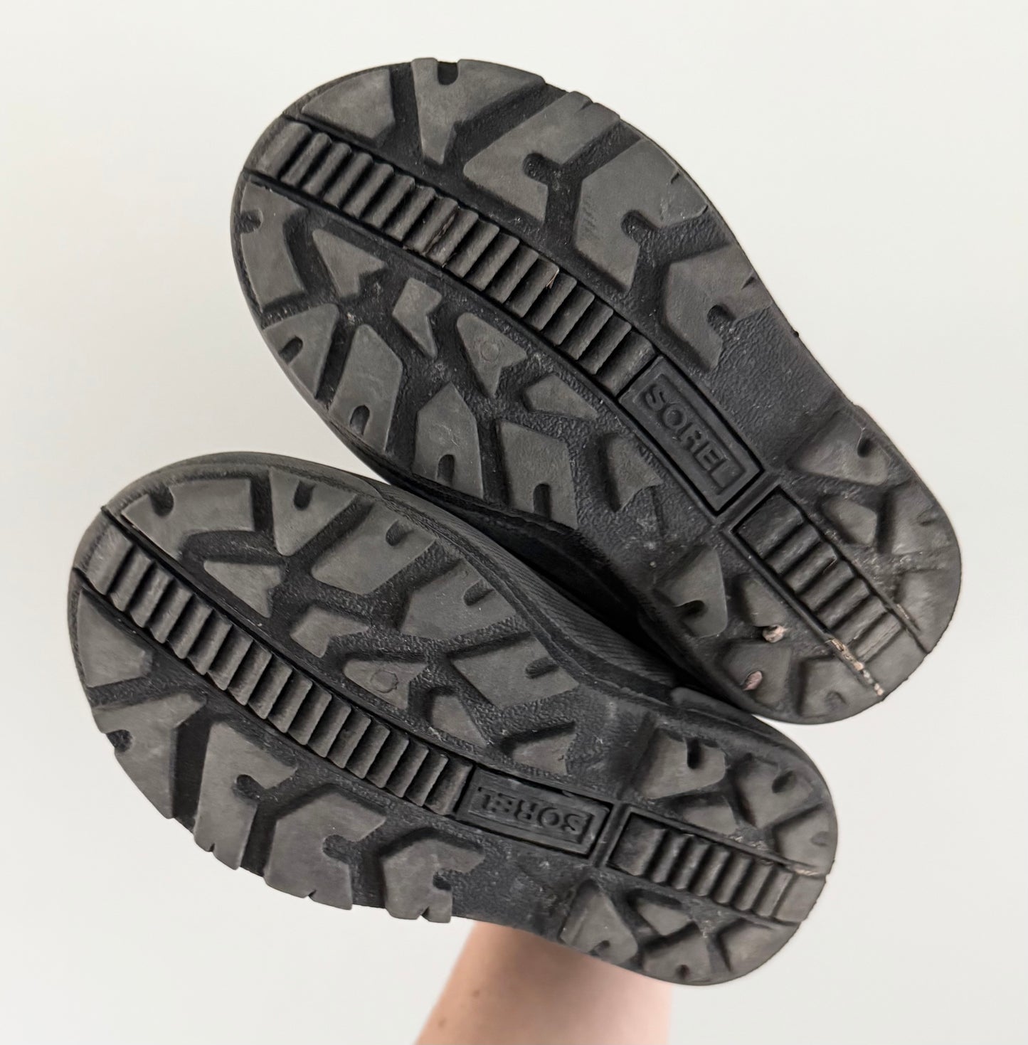 Sorel Black Snow Commander Winter Boots (9)