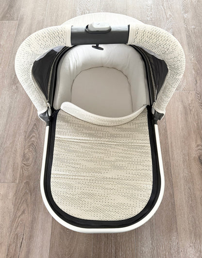 Uppababy V2 Bassinet for Stroller in Sierra Dune Knit Silver Black Leather