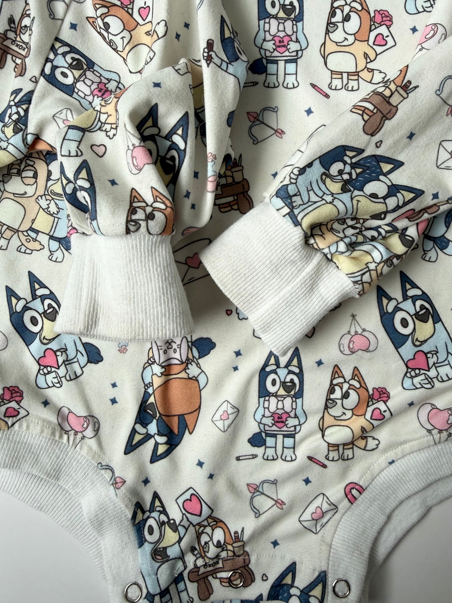 Bluey White Valentines Day Sweater Bubble Romper (2-3T)