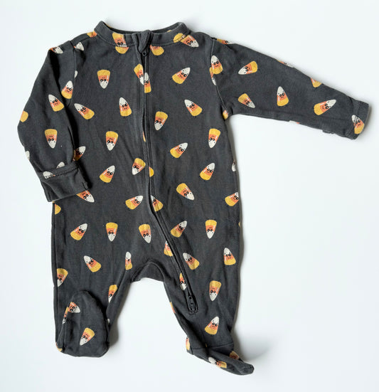Old Navy Grey Candy Corn Sleeper (0-3 Months)