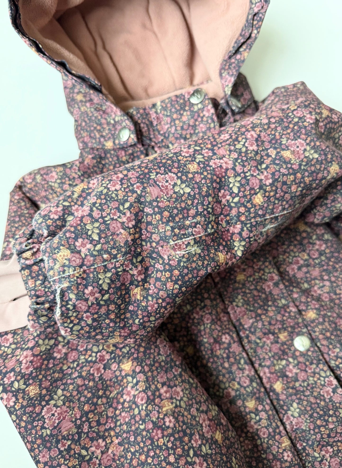 Wheat Deep Blue Flowers Mathilde Tech Jacket & Navy Ski Pants Sal Two Piece Set (4 Years)