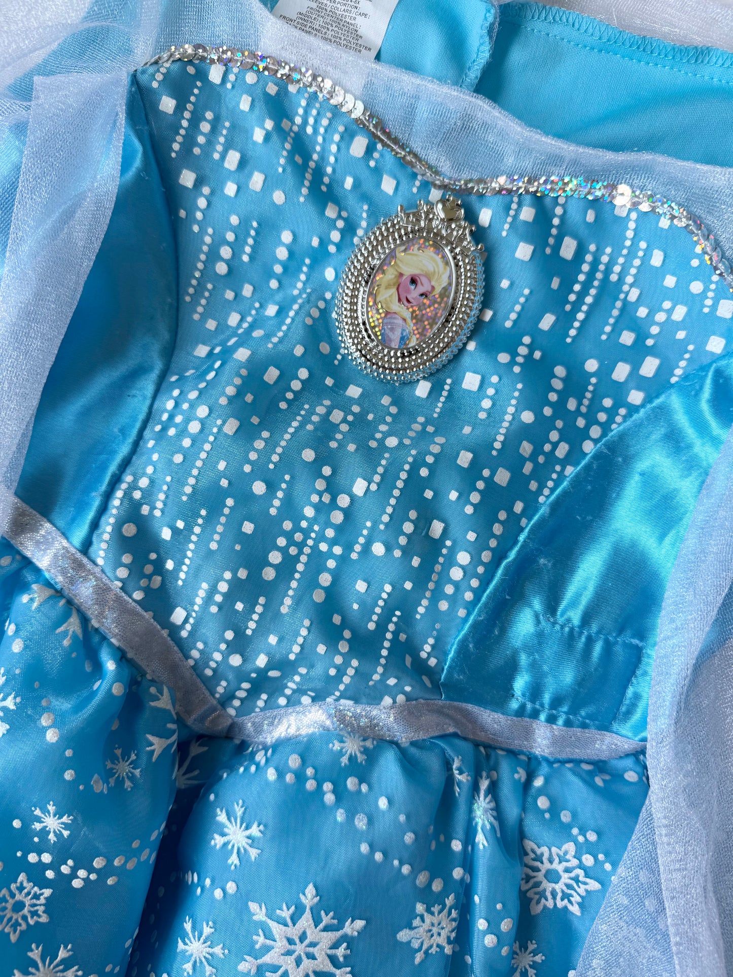 Disneys Frozen Elsa Light Up Dress Costume (4-6 Years)