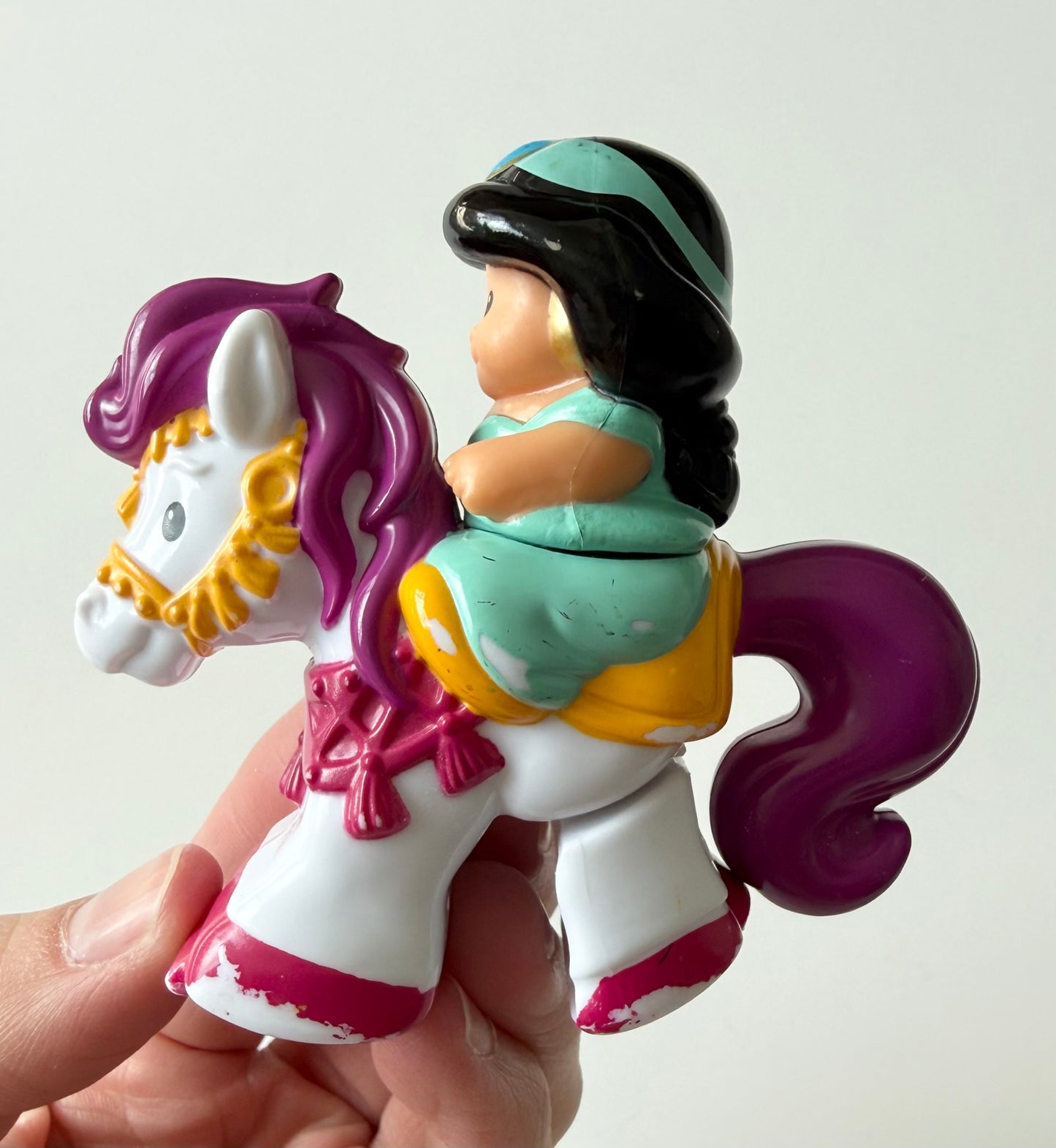 Fisher-Price Little People Disney Princess Klip Klop Jasmine Horse