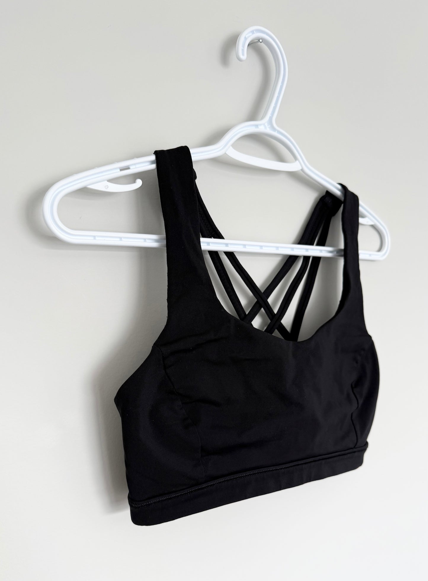 Women’s Lululemon Free To Be Serene Bra in Black (6)