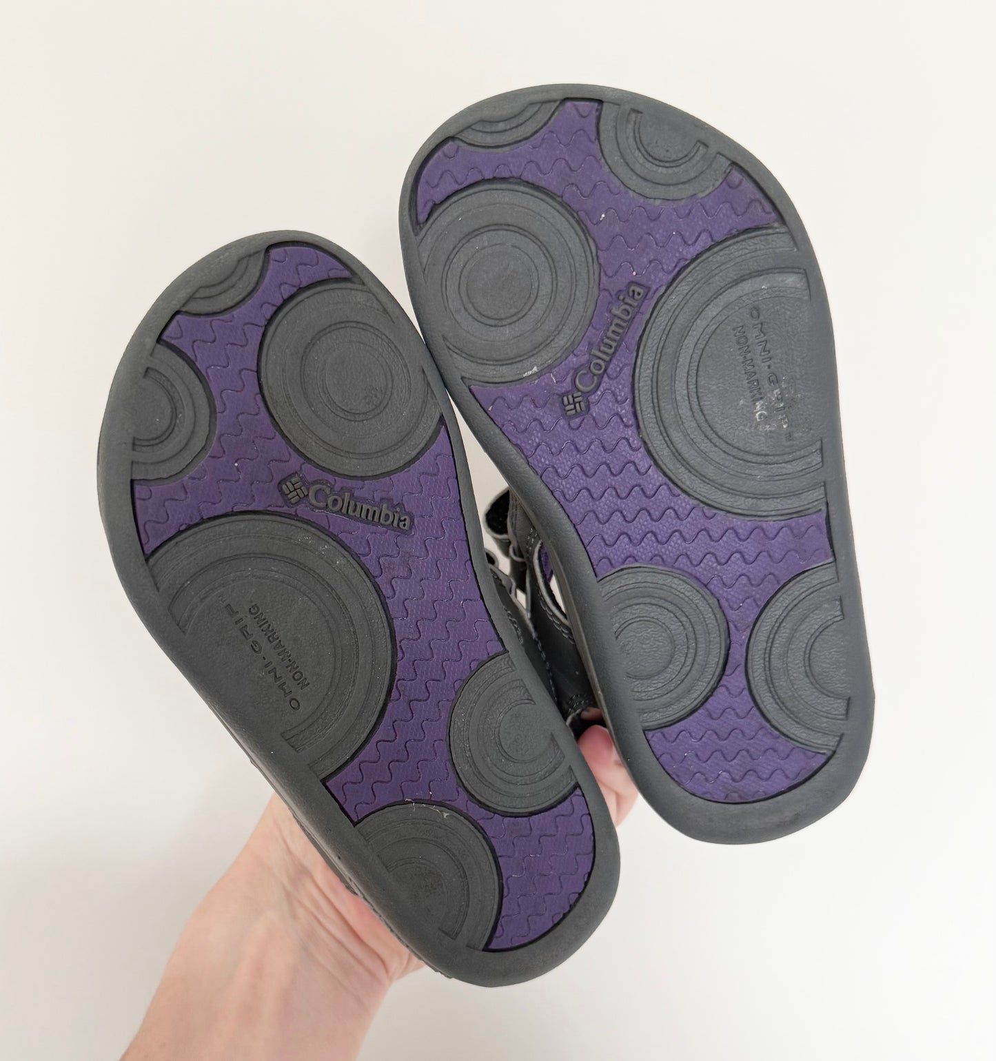 Columbia Techsun Grey & Purple Velcro Strap Sandals (11)