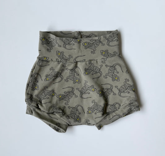 Handmade Green Gecko Bummie Shorts (6 Months)