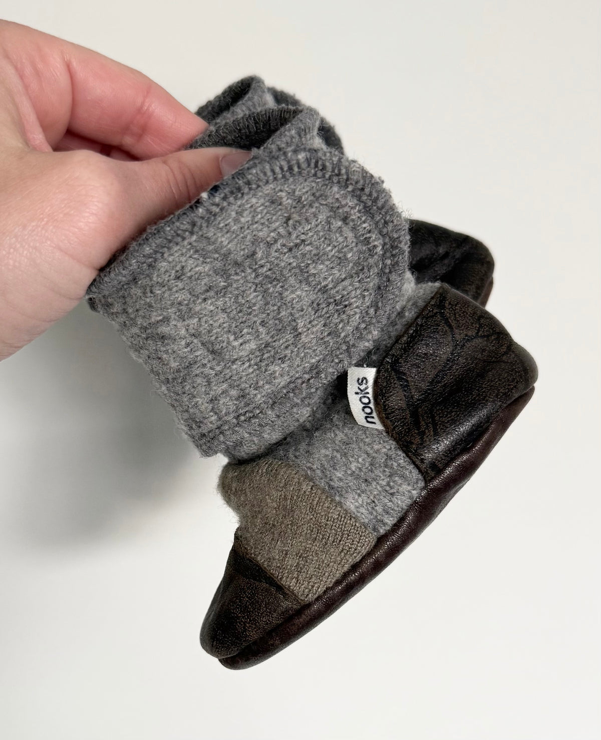 Nooks Grey & Brown Wool Booties (2.5/3)