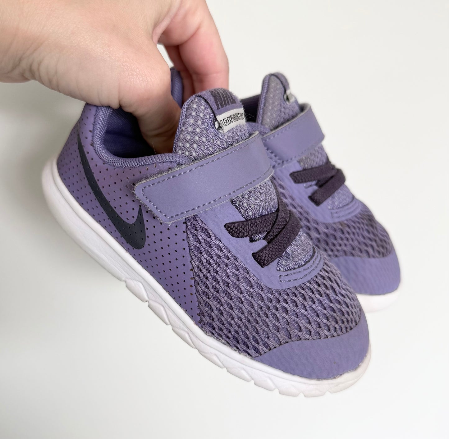 Nike Flex Experience RN 5 Purple Mesh Stretch Lace & Velcro Sneakers (8)