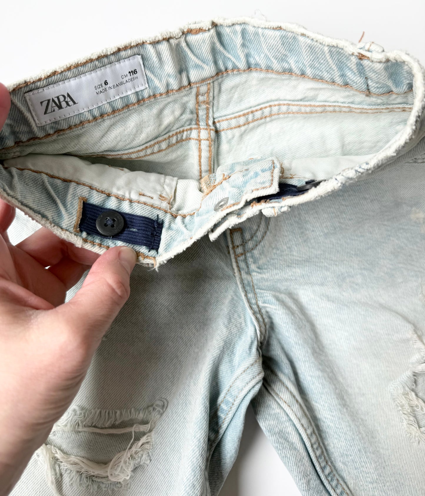 Zara Light Wash Ripped/Distressed Jean Shorts - New (6 Years)