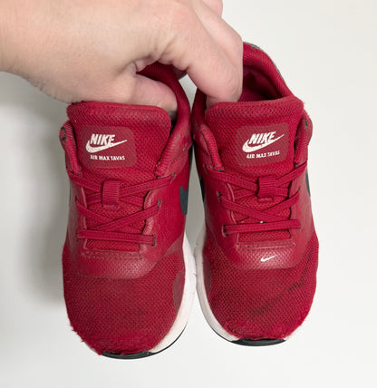 Nike Air Max Tavas Air Red & Grey Stretch Lace Sneakers (9)