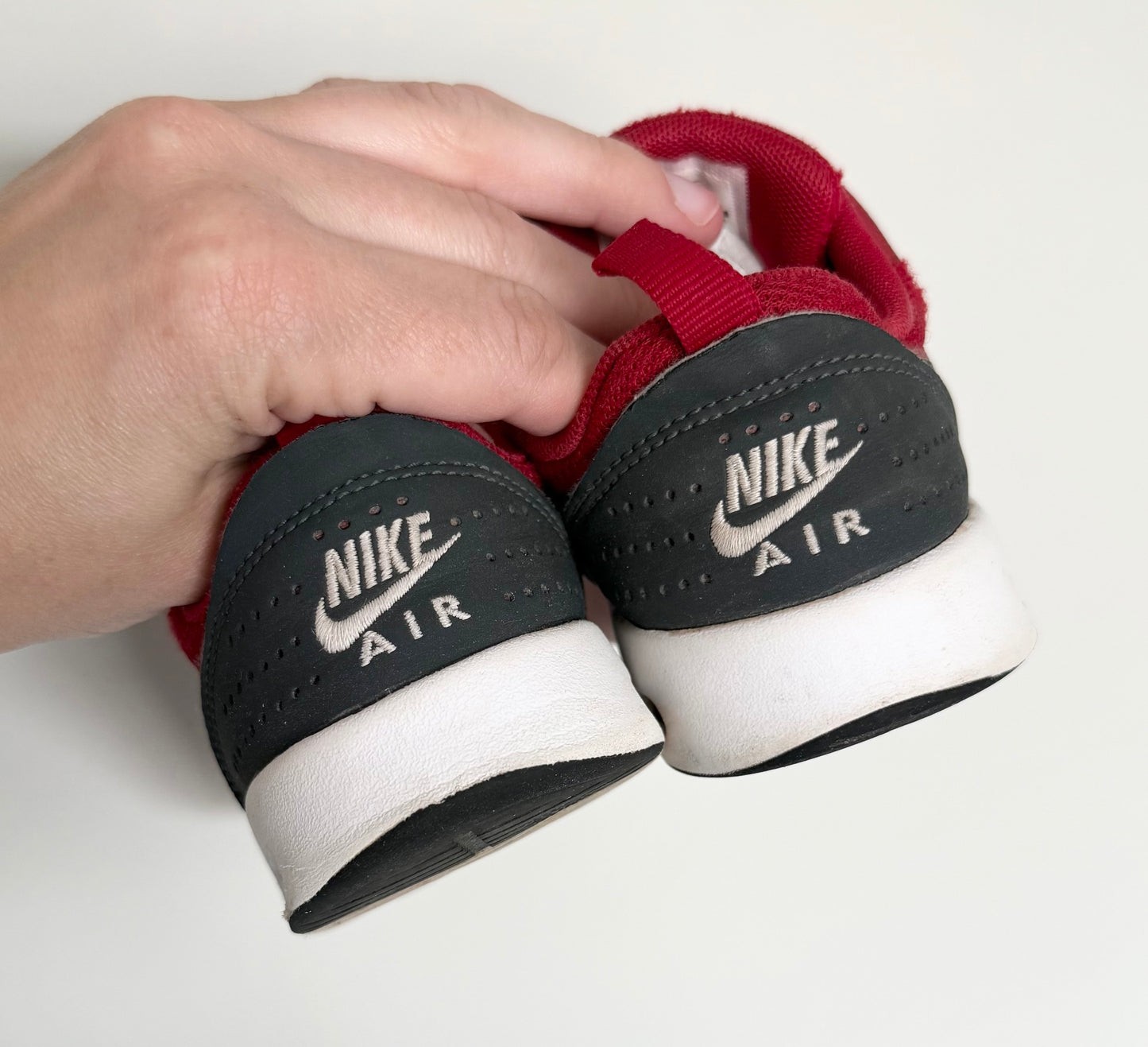 Nike Air Max Tavas Air Red & Grey Stretch Lace Sneakers (9)