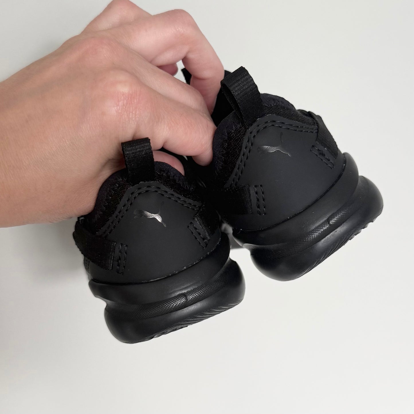 Puma Softride Rift Black Stretch Lace Sneakers (9)