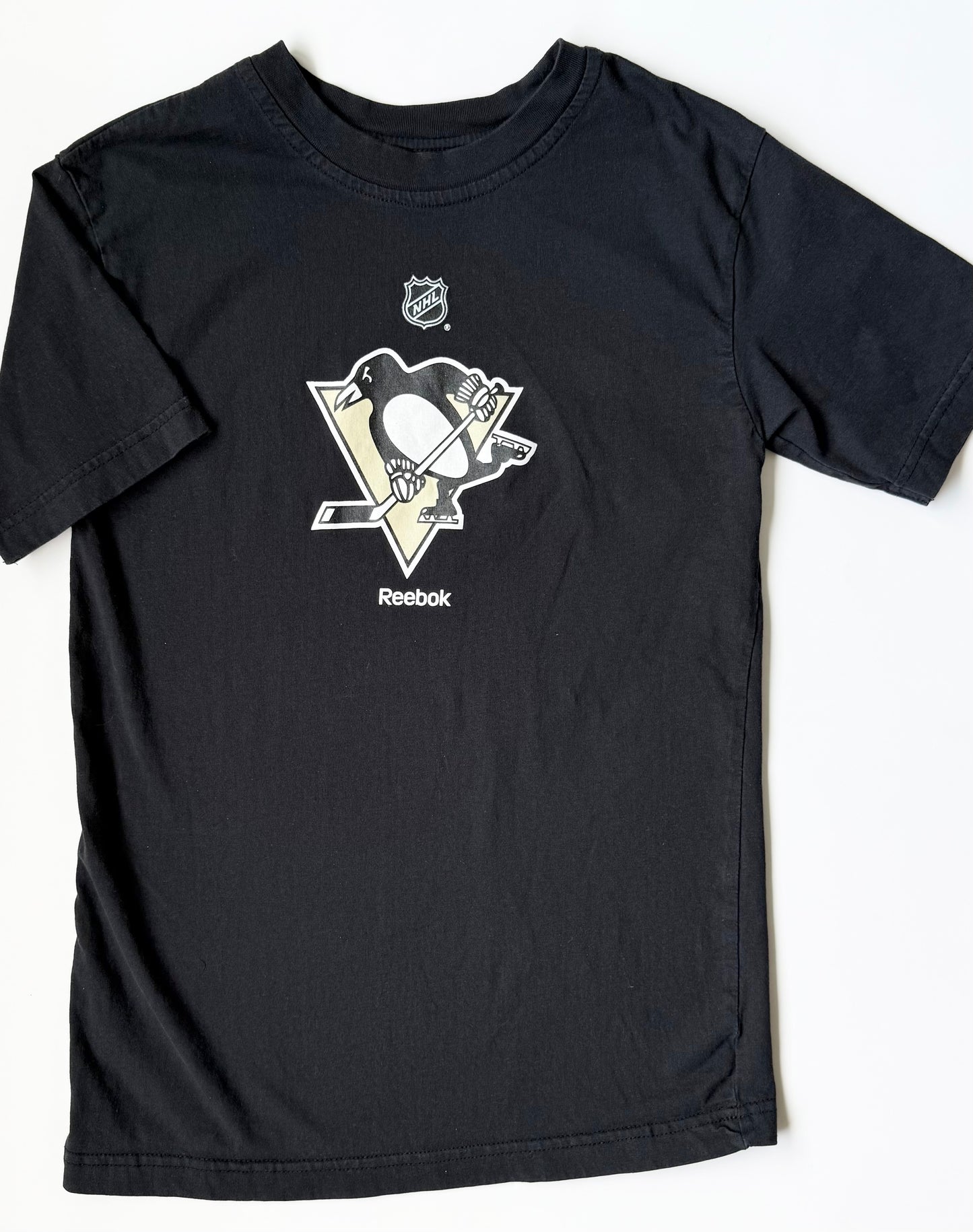 Reebok NHL Black Pittsburg Penguins T-Shirt (10/12 Years)