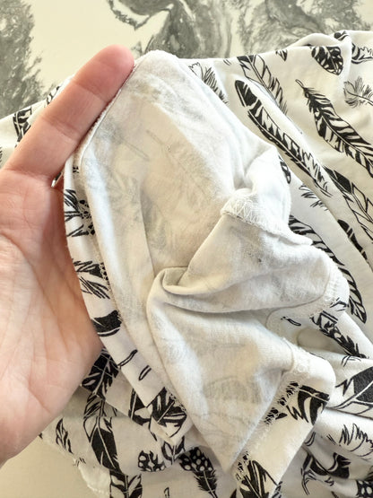 White & Black Feathers Car Seat/Nursing Cover