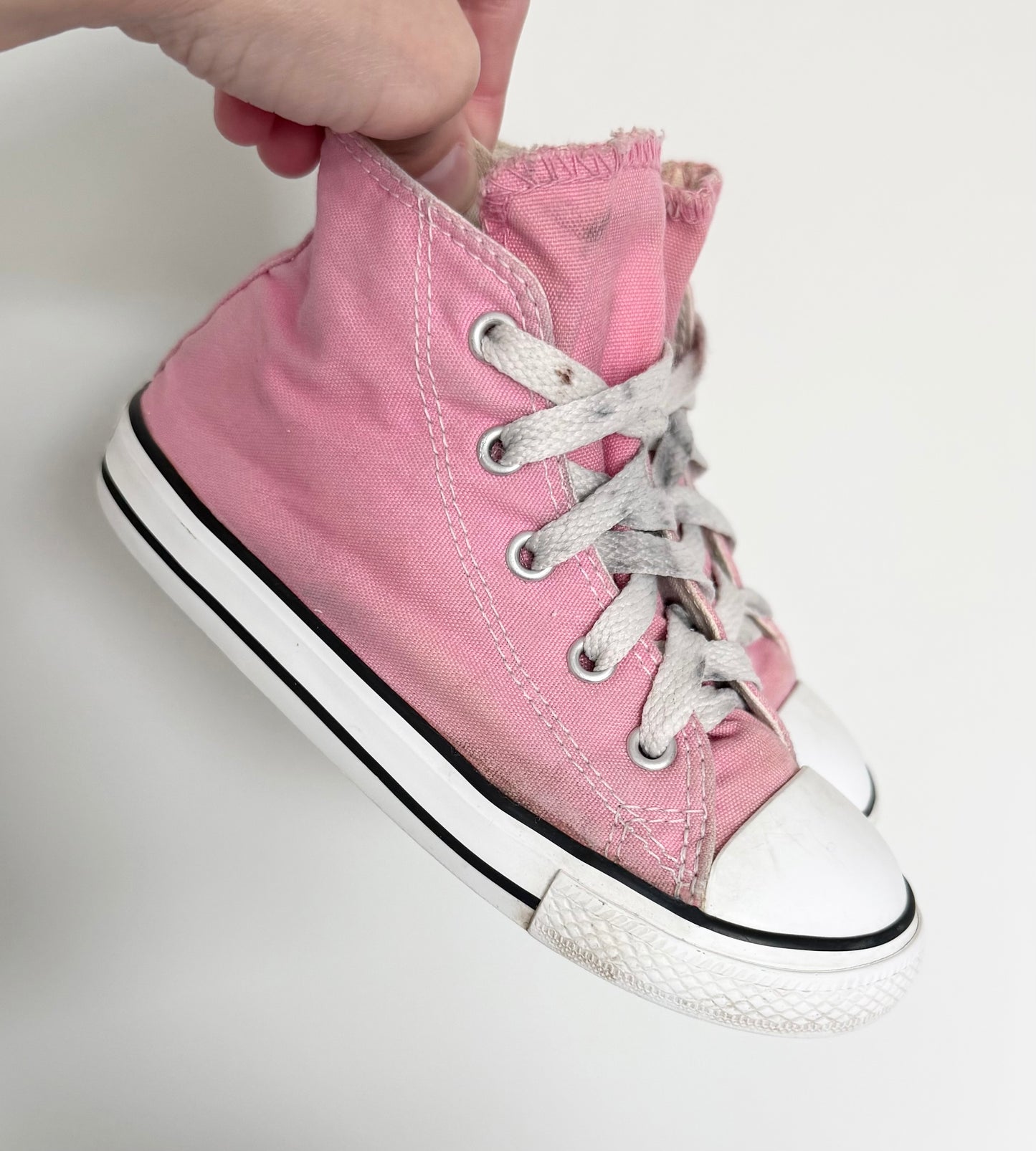 Converse Pink High Top Lace Up Sneakers (10)