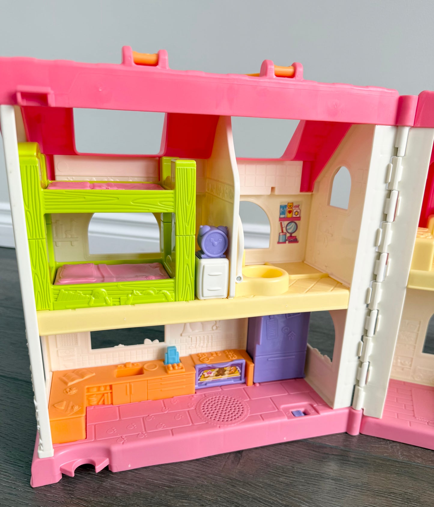 Fisher-Price Little People Surprise & Sounds Home