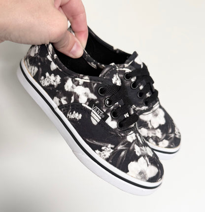 Vans Black & White Floral Lace Up Sneakers (11)