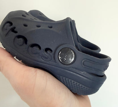 Crocs Navy Baya Clog Slip Ons (5)