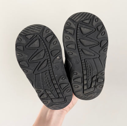 Kamik Wren Lo Black Short Boots (5)