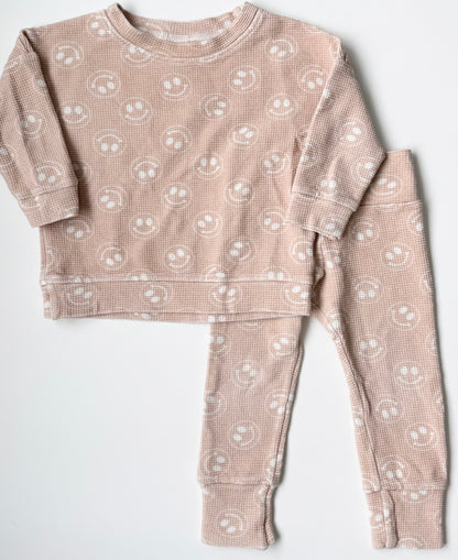 Dear Aspen Pink Smiley Waffle Sweater & Pants Set (2T)