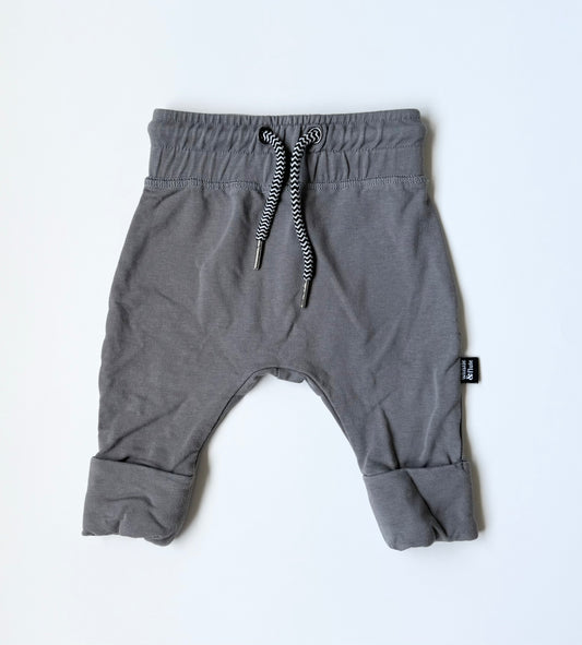 Whistle & Flute Grey Capris Joggers (12-18 Months)