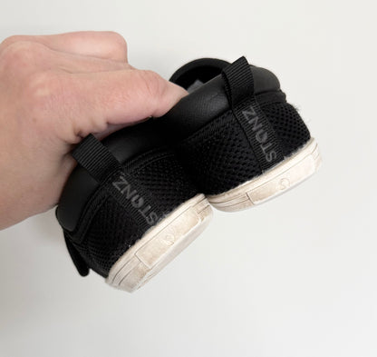 Stonz Black Cruiser Velcro Sneakers - Toddler (9T)