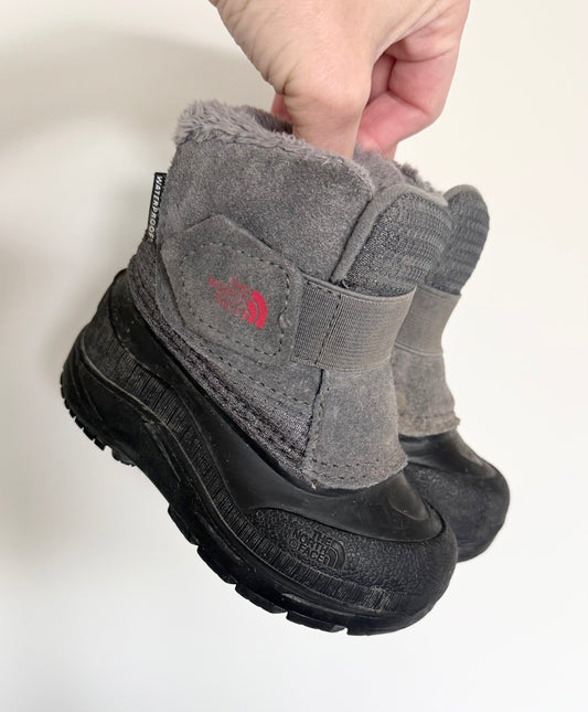 The North Face Alpenglow ll Grey Heat Seeker Boots (6)