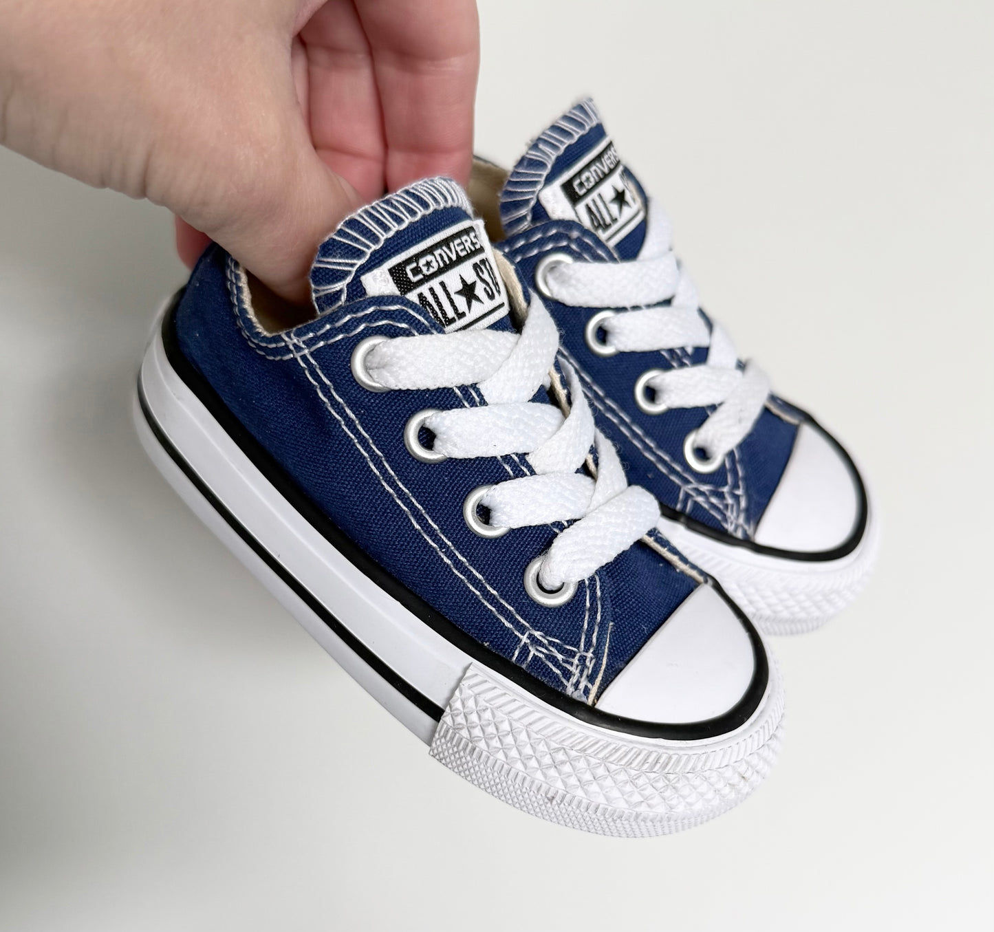 Converse Blue Lace Up Sneakers (3)