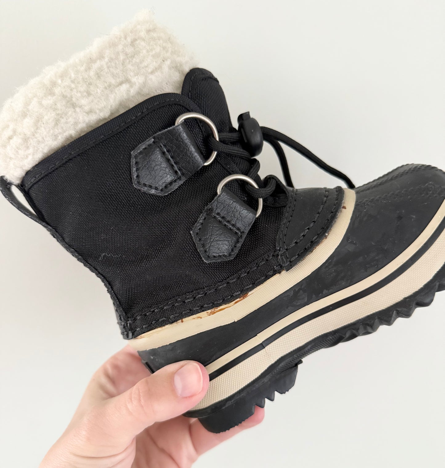 Sorel Yoot Pac Black Nylon Winter Boots (8)