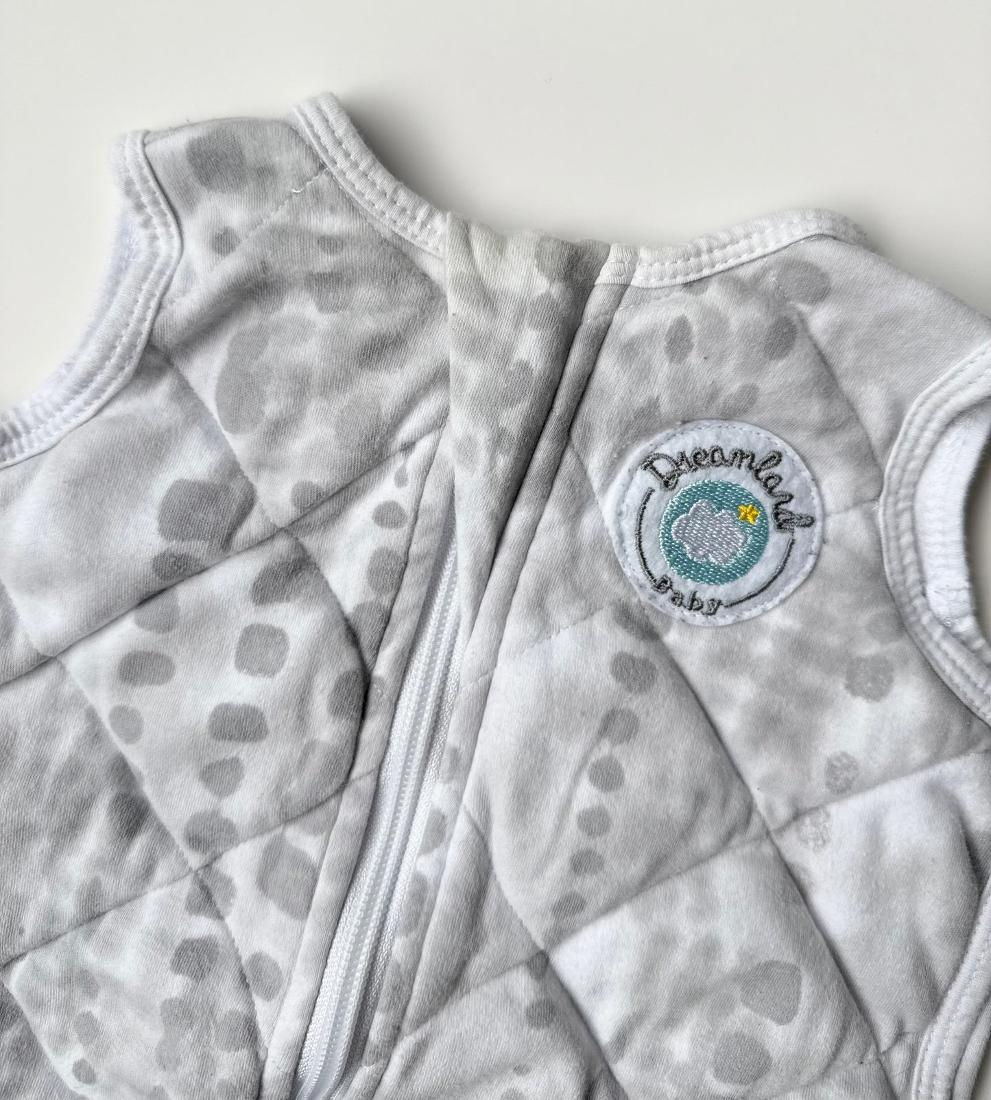 Dreamland Baby White & Grey Speckled Weighted Sleep Sack (0-6 Months)