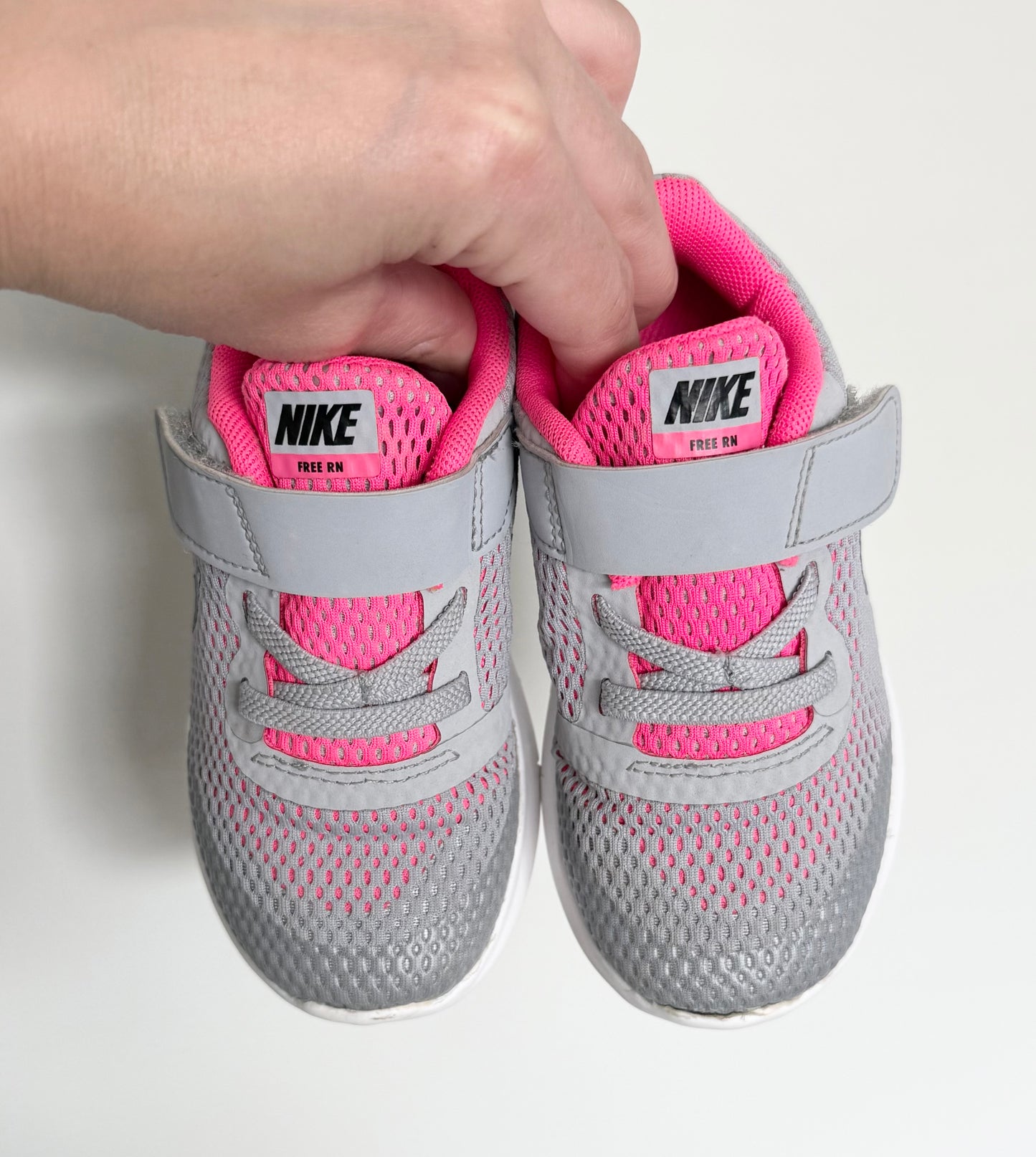 Nike Free RN Grey & Hot Pink Mesh Stretch Lace & Velcro Sneakers (9)