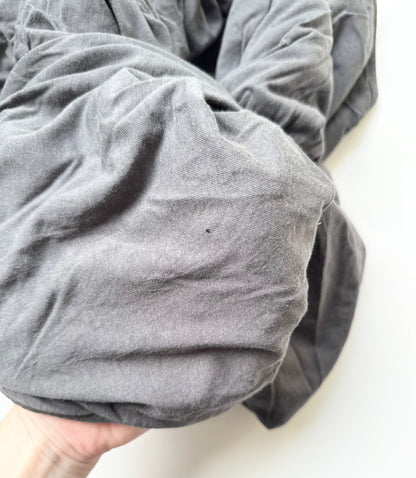 Perlim Pinpin Dark Grey Blanket