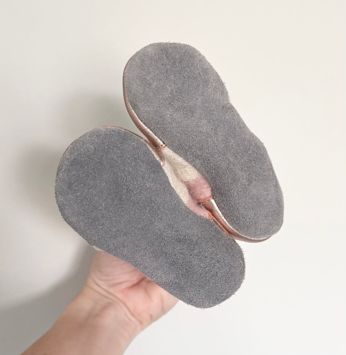 Nooks Pink Rainbows Wool Booties (4)