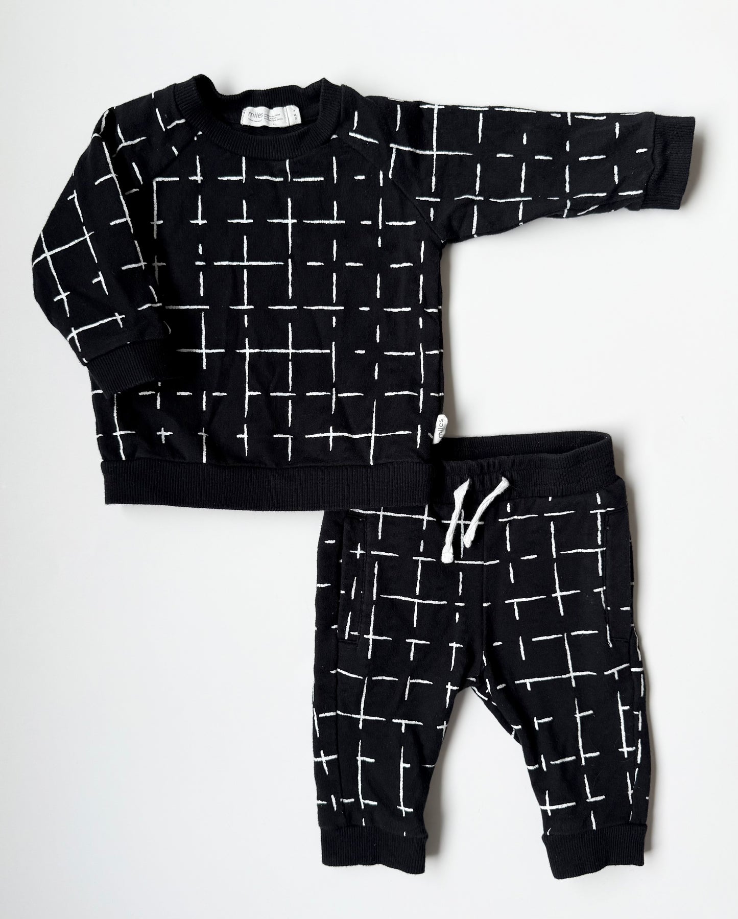 Miles the Label Black & White Checkered Sweatsuit Set (3 Months)