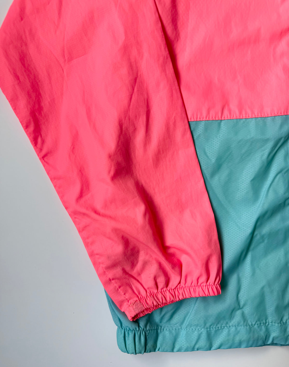 The North Face Bright Pink & Blue Windbreaker (5 Years)